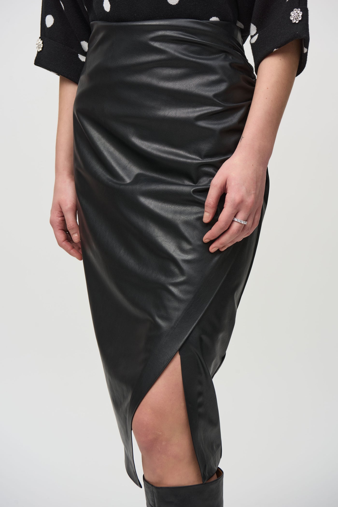 Leatherette Pull-On Pencil Skirt Joseph Ribkoff