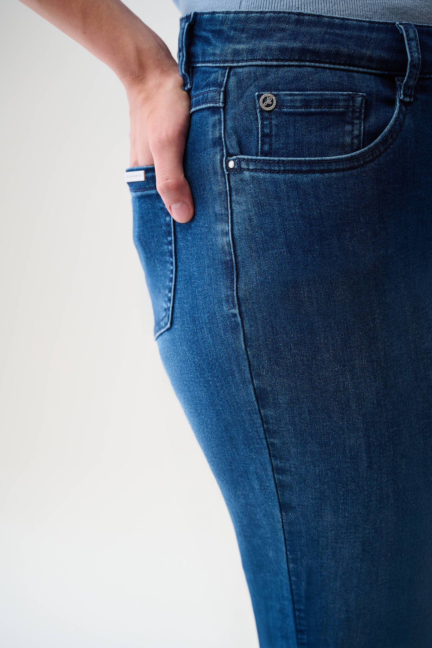 Margot | Classic Straight Leg Stretch Jeans Joseph Ribkoff