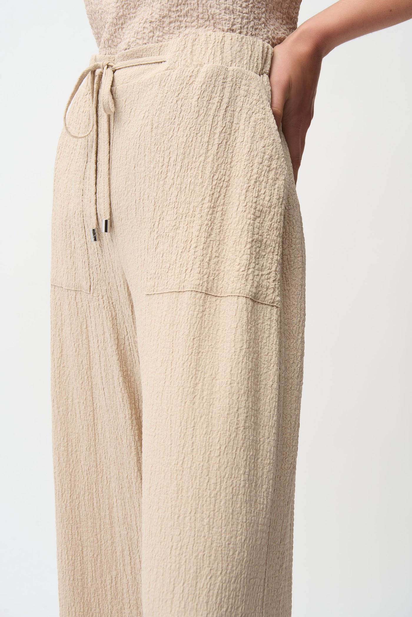 Seersucker Pull-On Crop Pants With Front Pockets Joseph Ribkoff