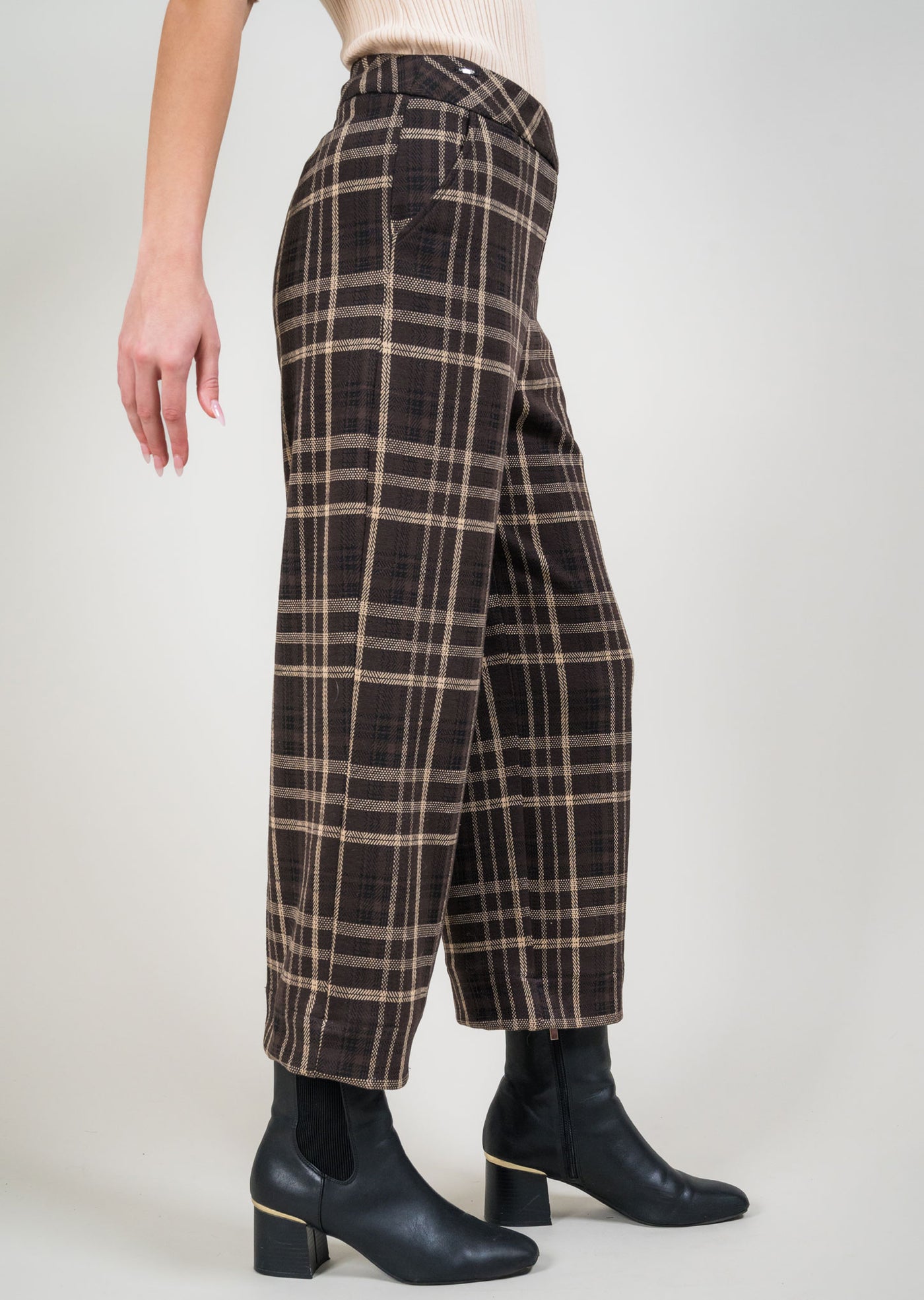 Mocha Plaid 25" Wide Crop Lisette L