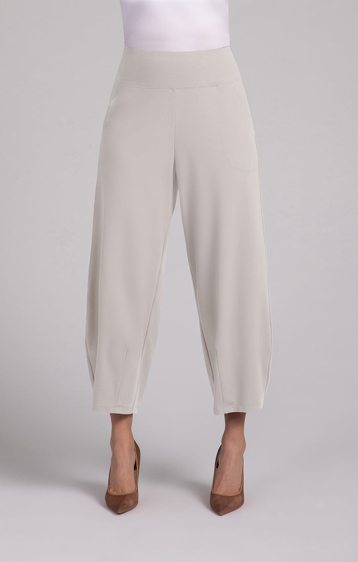 Narrow Lantern Pants Sympli